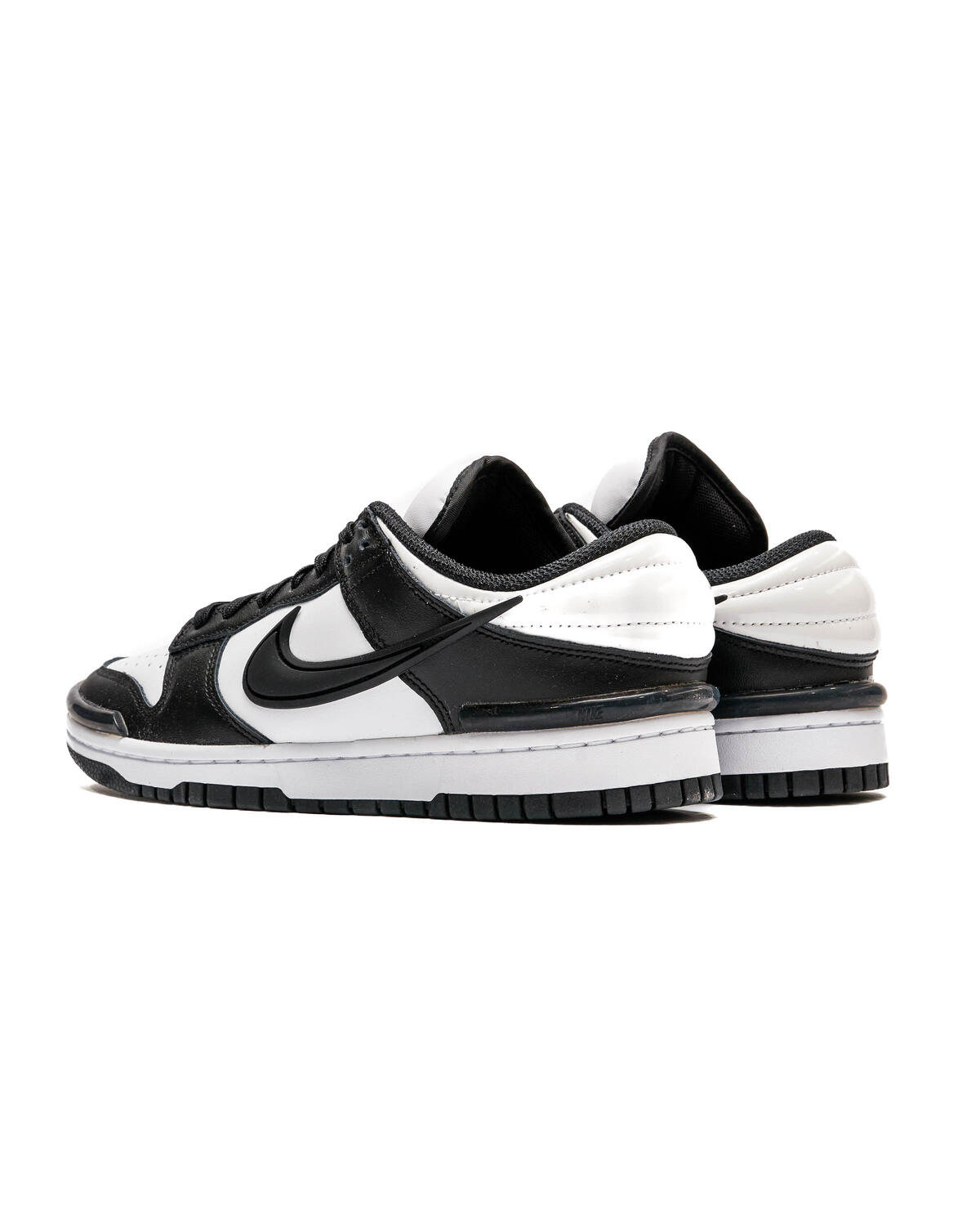 NIKE WMNS DUNK LOW WHITE/BLACK パンダ 24cm - 靴